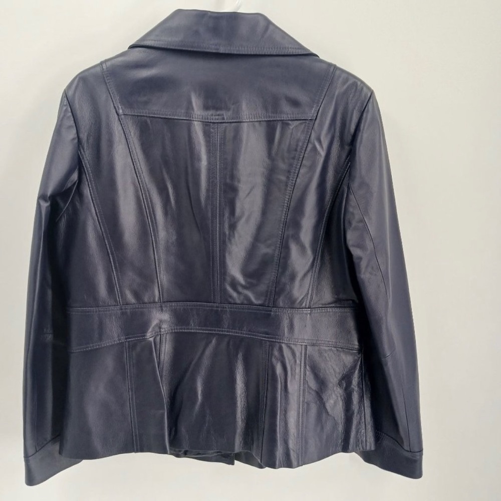 EAST 5TH WOMENS GENUINE LEATHER BLUE JACKET
SIZE LARGE - Picture 11 of 14